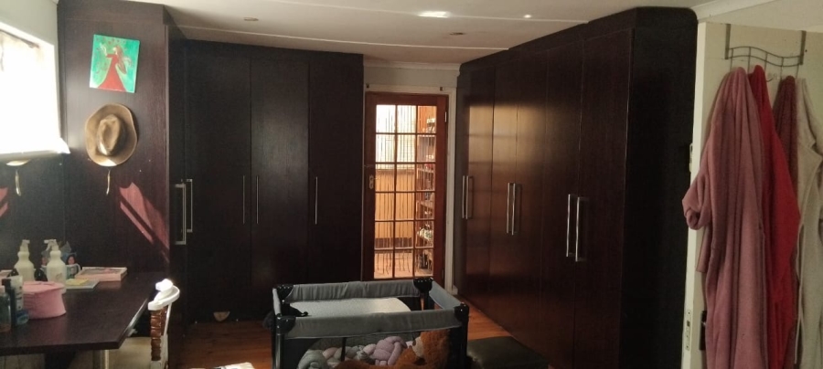 6 Bedroom Property for Sale in Kaysers Beach Eastern Cape